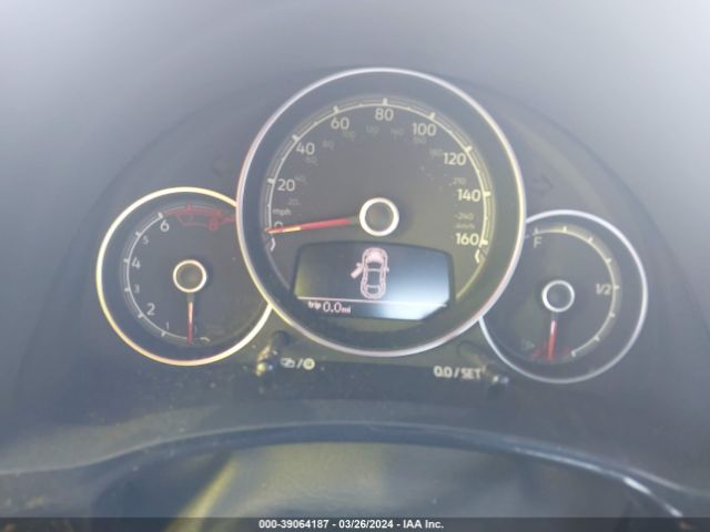 3VWFD7AT2JM702686 Volkswagen Beetle 2.0t Coast/2.0t S