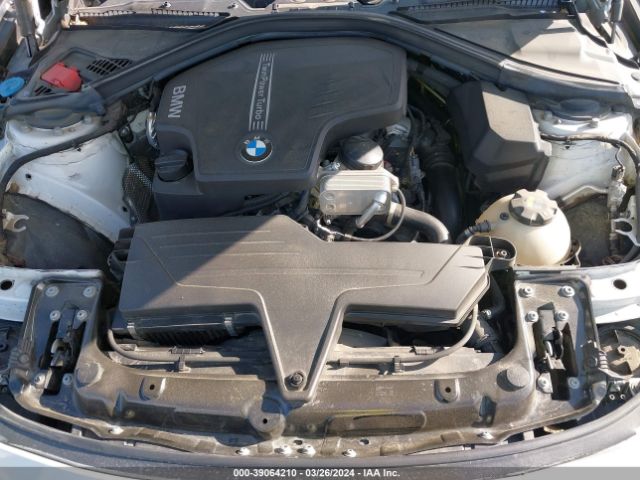 WBA8E1G37HNU18996 BMW 320i