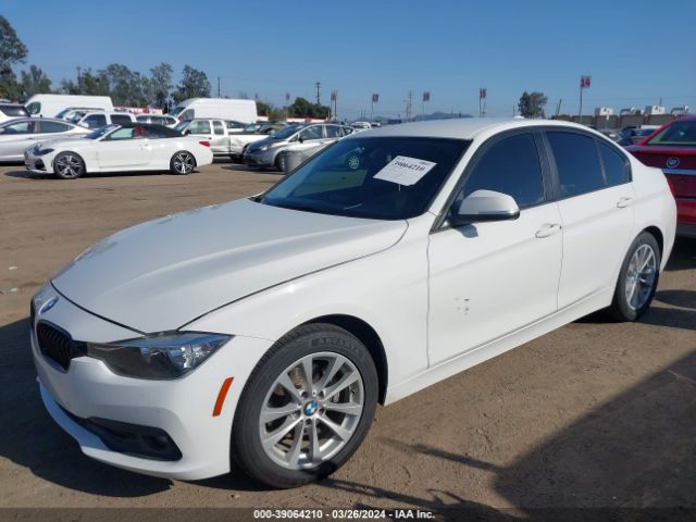 WBA8E1G37HNU18996 BMW 320i
