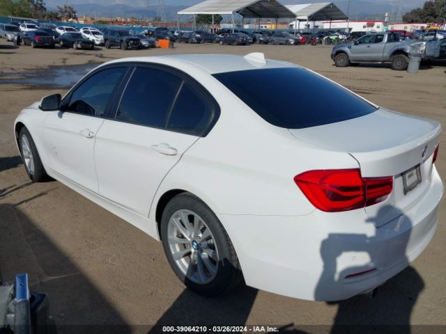 WBA8E1G37HNU18996 BMW 320i