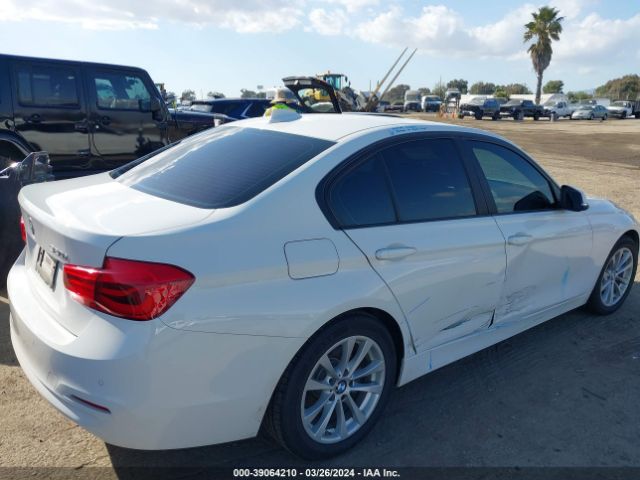 WBA8E1G37HNU18996 BMW 320i
