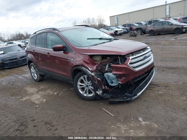 Ford ESCAPE SE 2018 1FMCU9GD3JUA19484 Image 1