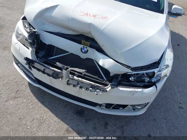 BMW 535i Xdrive 2015 WBA5B3C50FD544067 Image 6