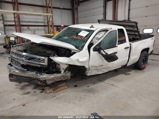 Chevrolet Silverado 1500 Ls 2015 1GCVKPEC0FZ412144 Image 2