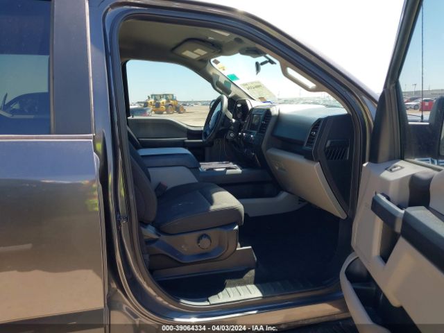 1FTEW1EP3KKC11300 Ford F-150 Xl