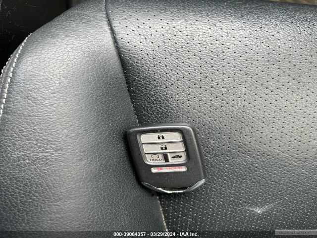 JHMCR6F56HC013028 Honda Accord Hybrid Ex-l