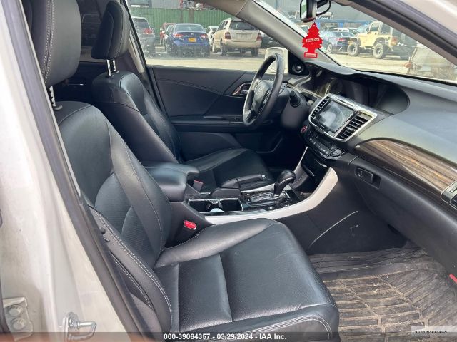 JHMCR6F56HC013028 Honda Accord Hybrid Ex-l