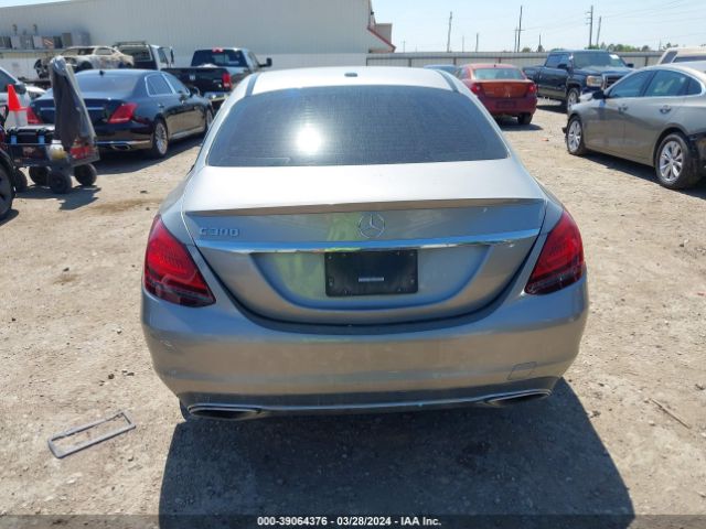 55SWF8DB8KU299386 Mercedes-Benz C 300