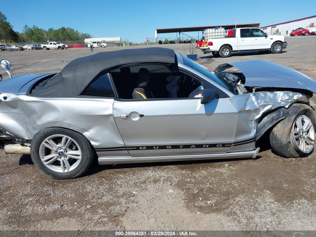 Ford Mustang V6 2014 1ZVBP8EM5E5266667 Image 14