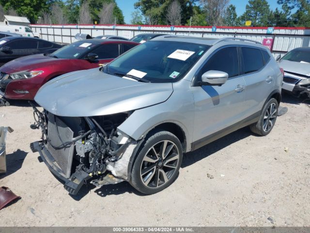 JN1BJ1CP9JW105738 Nissan Rogue Sport Sl