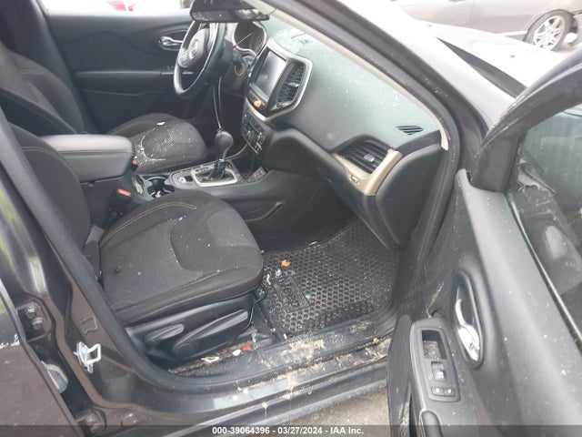 Jeep Cherokee Latitude 2016 1C4PJLCB8GW138063 Image 5