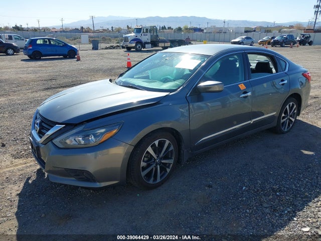 Nissan Altima 2.5 Sr 2016 1N4AL3AP3GN322059 Image 2