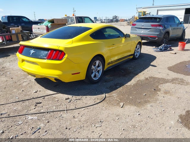 Ford Mustang V6 2017 1FA6P8AMXH5237766 Image 4