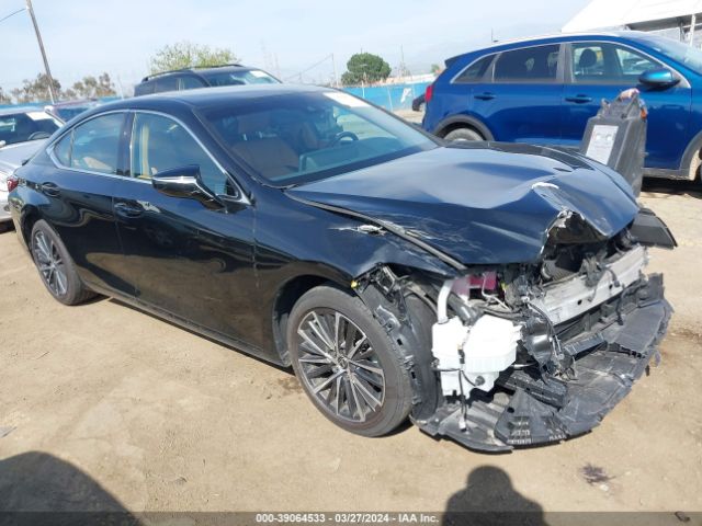 39064533 :رقم المزاد ، 58ADA1C10PU034522 vin ، 2023 Lexus Es 300h مزاد بيع