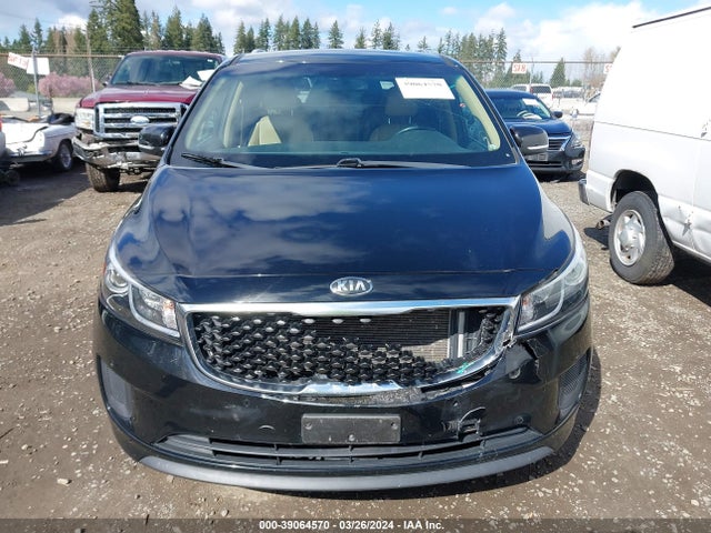 KIA SEDONA LX 2018 KNDMB5C14J6379788 Image 12