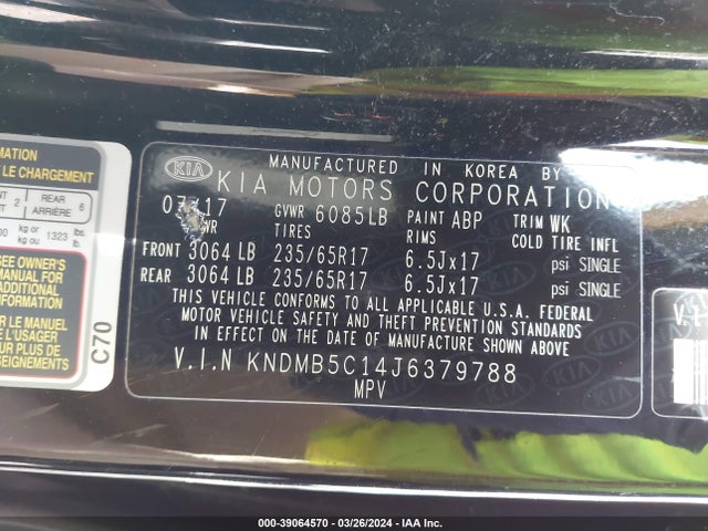 KIA SEDONA LX 2018 KNDMB5C14J6379788 Image 9