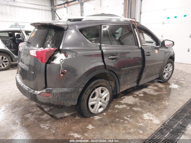 Toyota RAV4 LE 2015 JTMBFREV3FD156017 Image 4