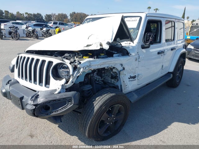 1C4HJXEN3KW679629 Jeep Wrangler Unlimited Sahara Altitude 4x4
