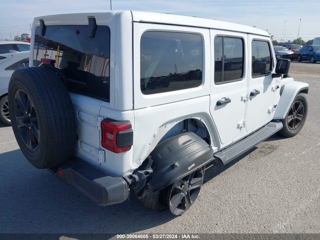 1C4HJXEN3KW679629 Jeep Wrangler Unlimited Sahara Altitude 4x4