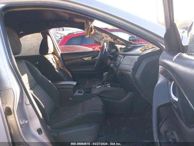 Nissan ROGUE S 2017 KNMAT2MT0HP540897 Image 5
