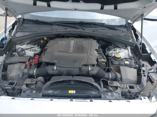 2017 JAGUAR F-PACE SADCM2BV7HA889945 Photo 9