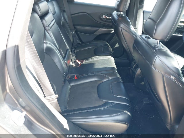 1C4PJLLB8KD204258 Jeep Cherokee Latitude Plus Fwd