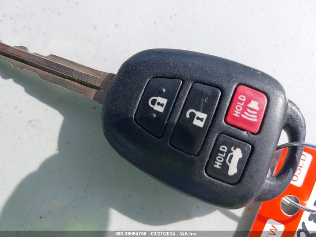 Toyota COROLLA LE 2019 5YFBURHE4KP880226 Image 11