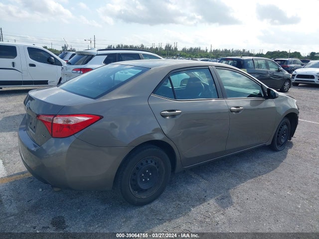 Toyota COROLLA LE 2019 5YFBURHE4KP880226 Image 4