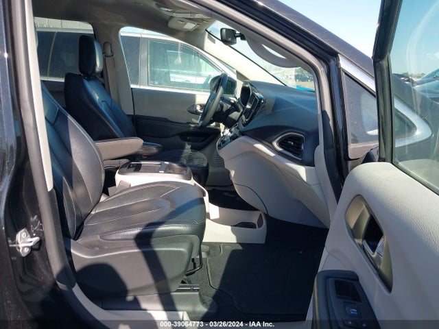 2C4RC1BG6NR169046 Chrysler Pacifica Touring L