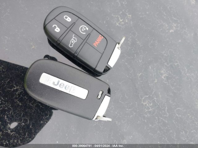 1C4RJEAG4NC127305 Jeep Grand Cherokee Wk Laredo X 4x2