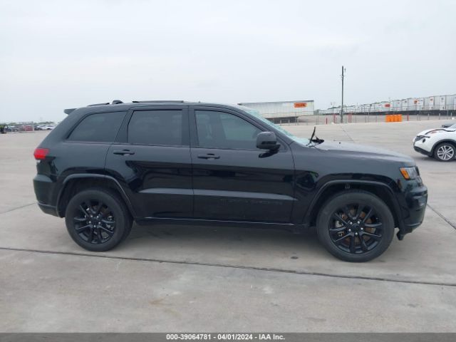 1C4RJEAG4NC127305 Jeep Grand Cherokee Wk Laredo X 4x2