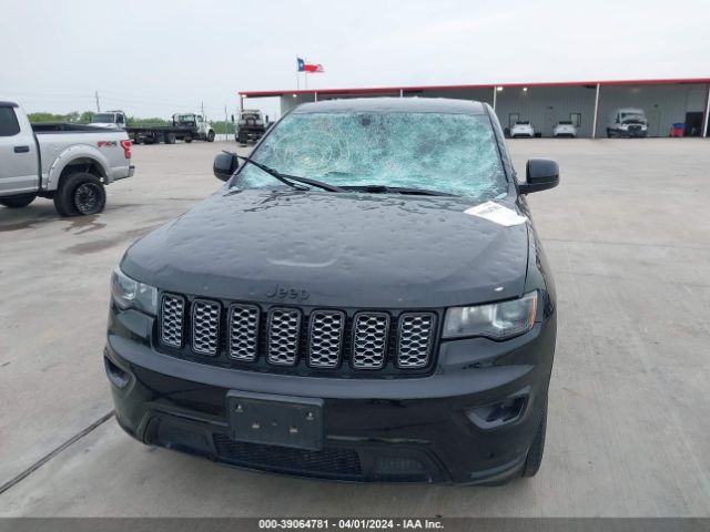 1C4RJEAG4NC127305 Jeep Grand Cherokee Wk Laredo X 4x2