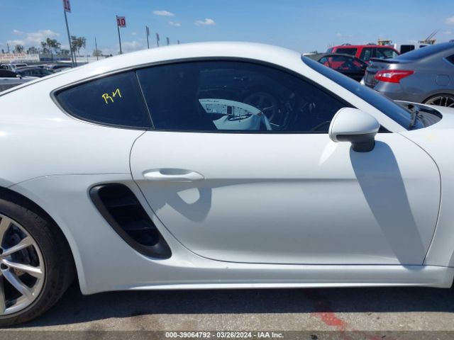 WP0AA2A89JK260940 Porsche 718 Cayman