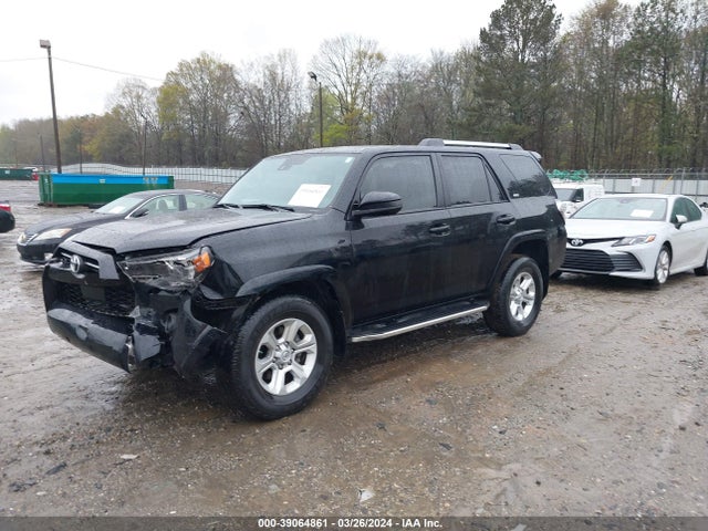 Toyota 4RUNNER SR5 2021 JTEEU5JR8M5232354 Image 2