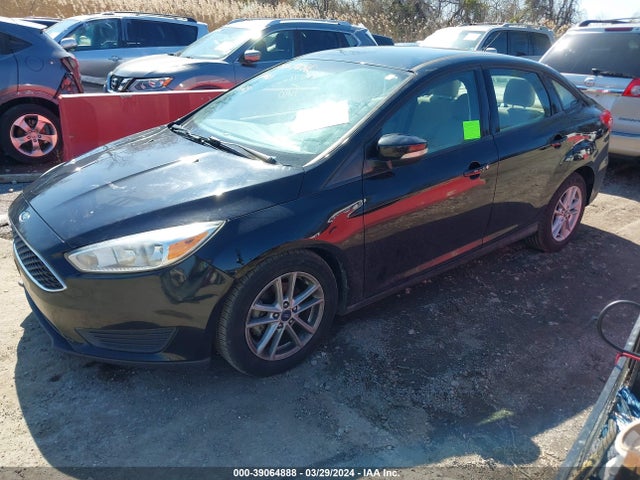 Ford FOCUS SE 2017 1FADP3F29HL208725 Image 2