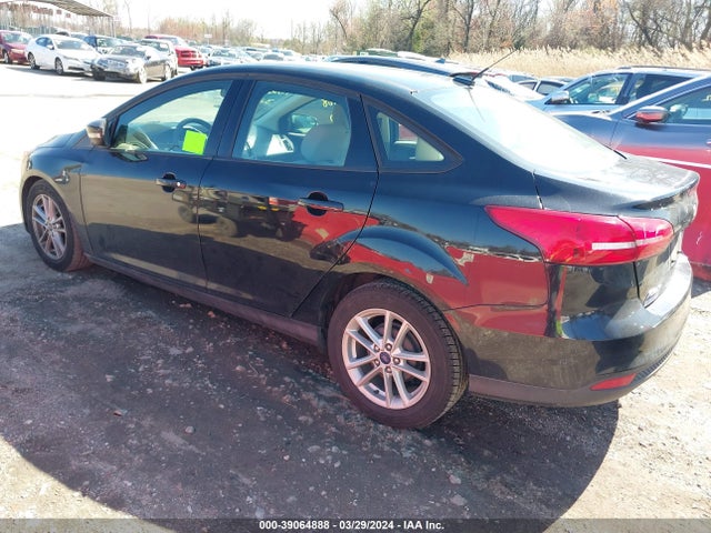 Ford FOCUS SE 2017 1FADP3F29HL208725 Image 3
