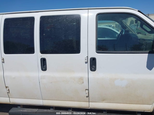 Chevrolet Express 3500 Ls 2017 1GAZGNFG6H1288304 Image 13