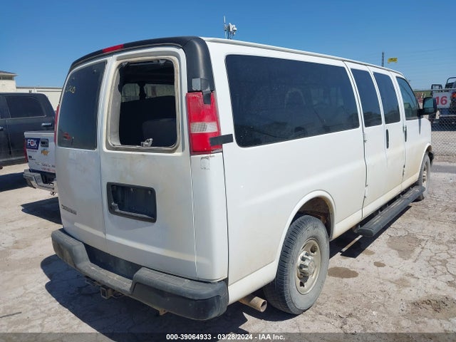 Chevrolet Express 3500 Ls 2017 1GAZGNFG6H1288304 Image 4