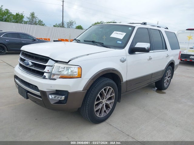 Ford Expedition King Ranch 2015 1FMJU1HT6FEF47231 Image 2