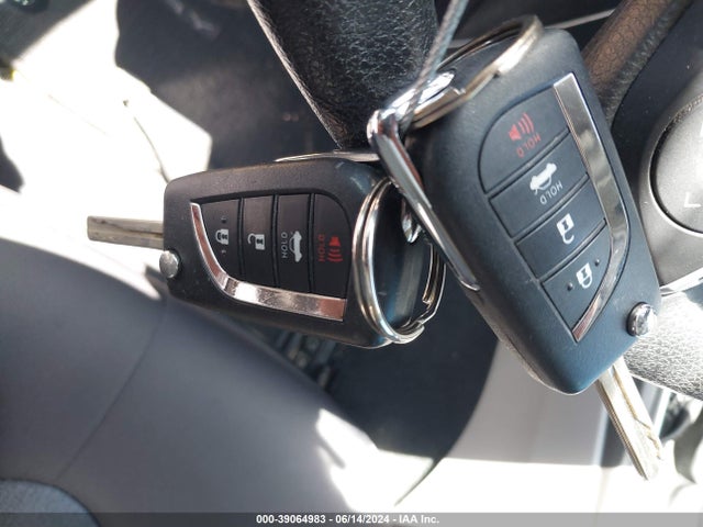 Toyota CAMRY LE 2022 4T1C11AK5NU680201 Image 11