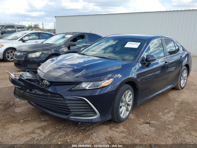 Toyota CAMRY LE 2022 4T1C11AK5NU680201 Image 2
