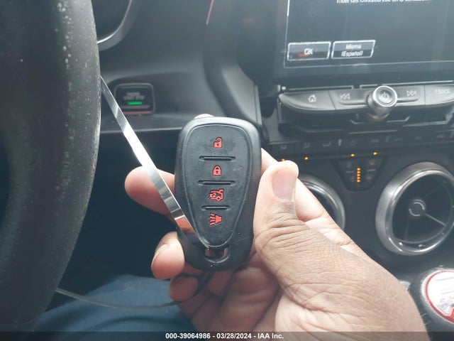 Chevrolet CAMARO 2SS 2018 1G1FG1R78J0142229 Image 11