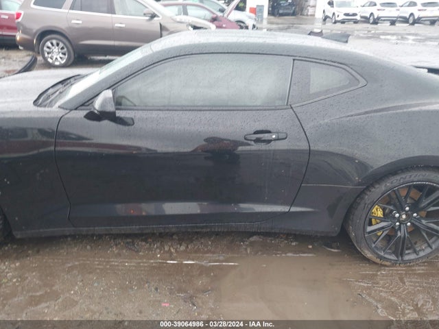 Chevrolet CAMARO 2SS 2018 1G1FG1R78J0142229 Image 14