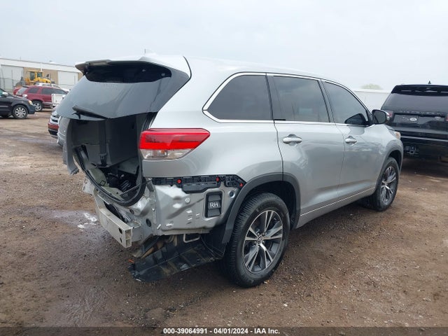 Toyota Highlander Le Plus 2017 5TDZZRFH1HS206905 Image 4