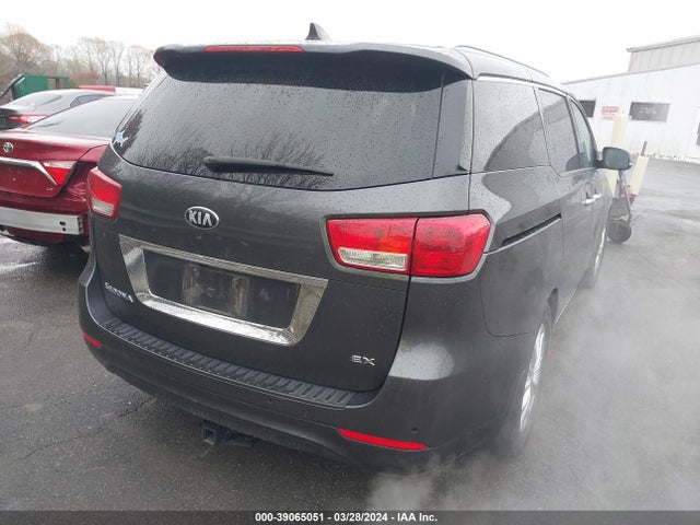 KIA SEDONA EX 2018 KNDMC5C17J6362562 Image 4