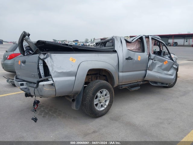 Toyota Tacoma Prerunner V6 2014 5TFJU4GN0EX059565 Image 4