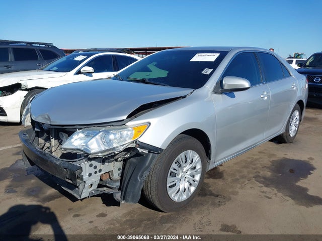 Toyota CAMRY LE 2014 4T4BF1FK5ER370786 Image 2