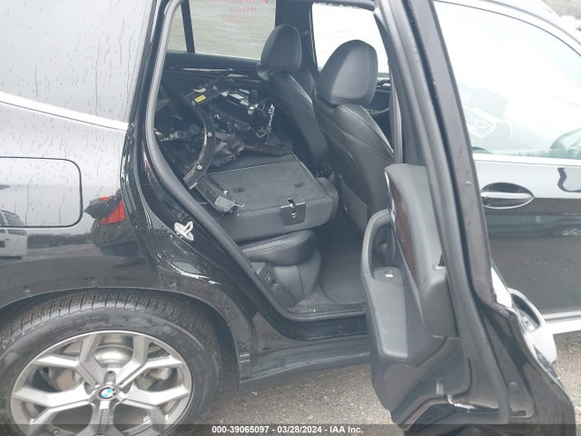 5UX53DP04R9V11146 BMW X3 Xdrive30i
