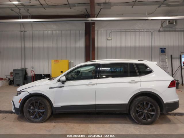 3VV3B7AX2NM008764 Volkswagen Tiguan 2.0t Se