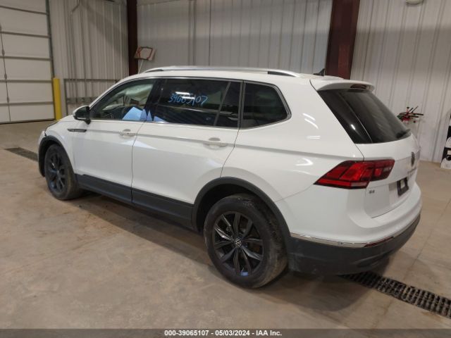 3VV3B7AX2NM008764 Volkswagen Tiguan 2.0t Se